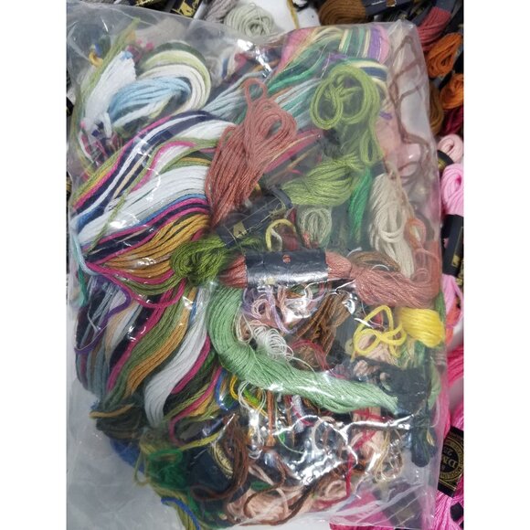 DMC Embroidery Floss 100% Cotton Assorted Colors 120+ Skeins Craft Thread - Picture 10 of 11
